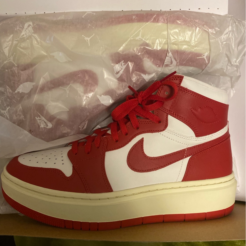 Woman’s Nike shoes